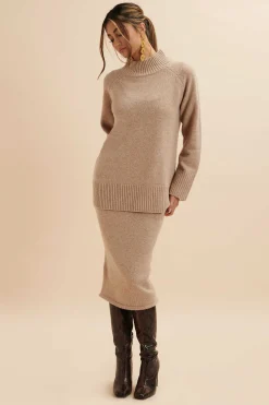 Amari Knitted Cashmere Blend Jumper In Beige<Lavish Alice Shop
