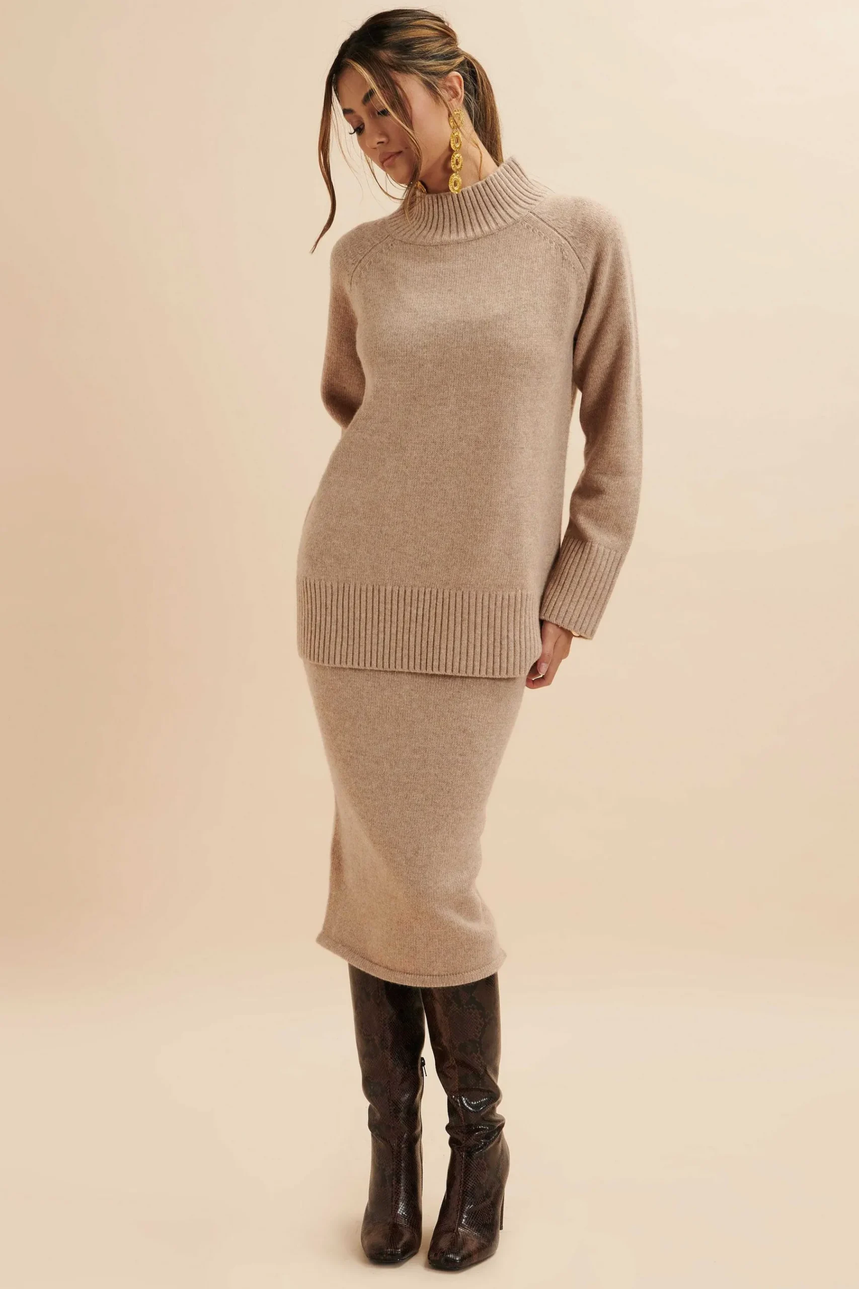 Amari Knitted Cashmere Blend Jumper In Beige<Lavish Alice Shop
