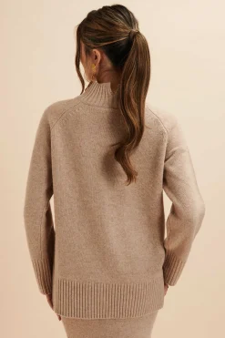 Amari Knitted Cashmere Blend Jumper In Beige<Lavish Alice Shop
