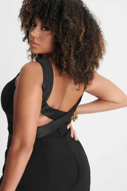 Isla Curve Satin Mix Cross Over Midi Dress In Black<Lavish Alice Fashion