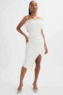 Jessica Feather Bandeau Pleated Midi Dress In White<Lavish Alice Store