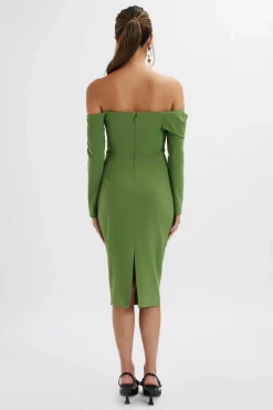 Kiara Sweetheart Neckline Bardot Midi Dress In Green<Lavish Alice Store