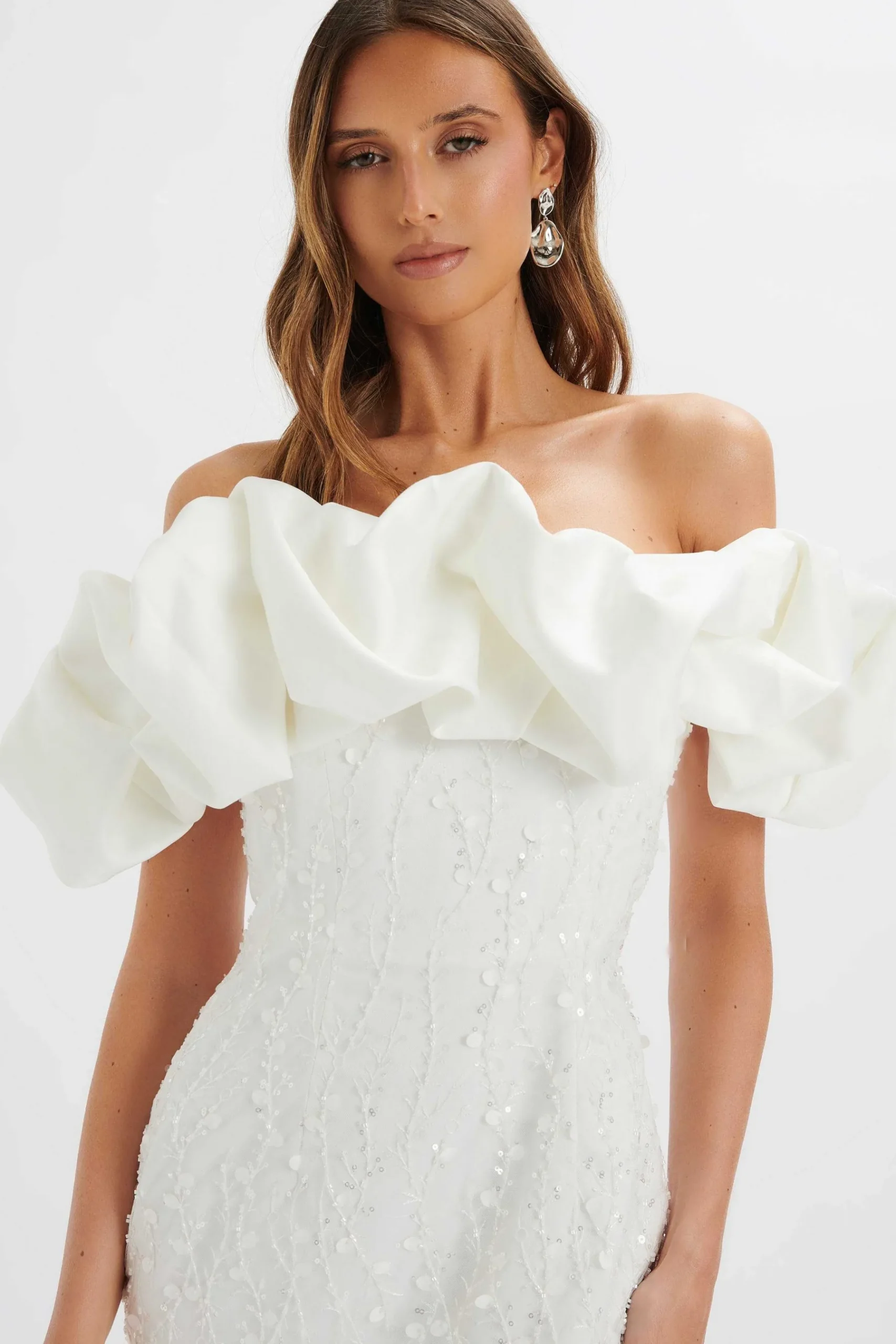 Marcia 3D Embroidered Satin Puff Mini Dress In White<Lavish Alice Store