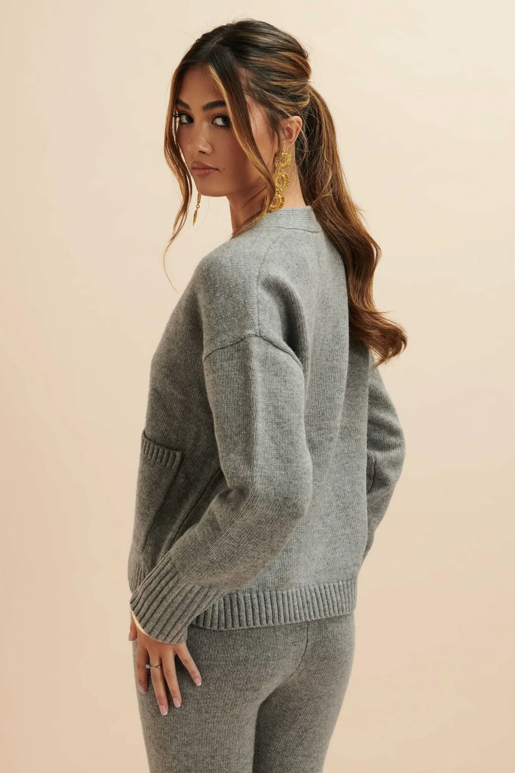 Nella Knitted Cashmere Blend Relaxed Cardigan In Grey<Lavish Alice New