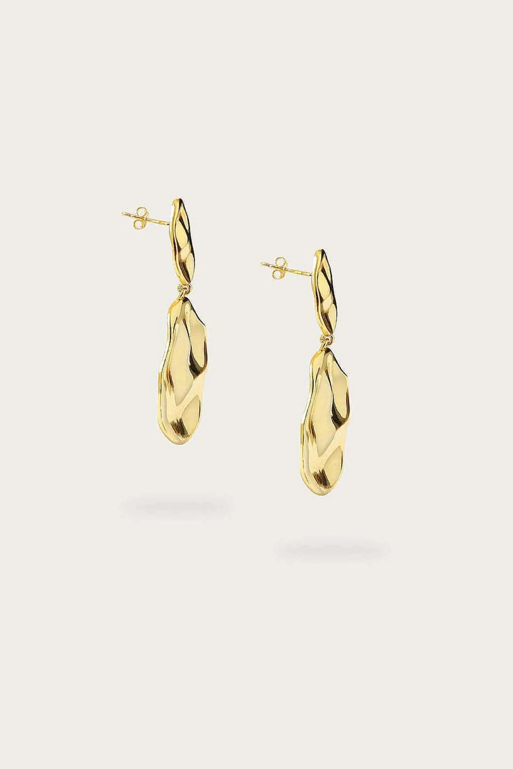 Yasmin Hammered Effect Oval Drop Gold Earrings<Lavish Alice Flash Sale